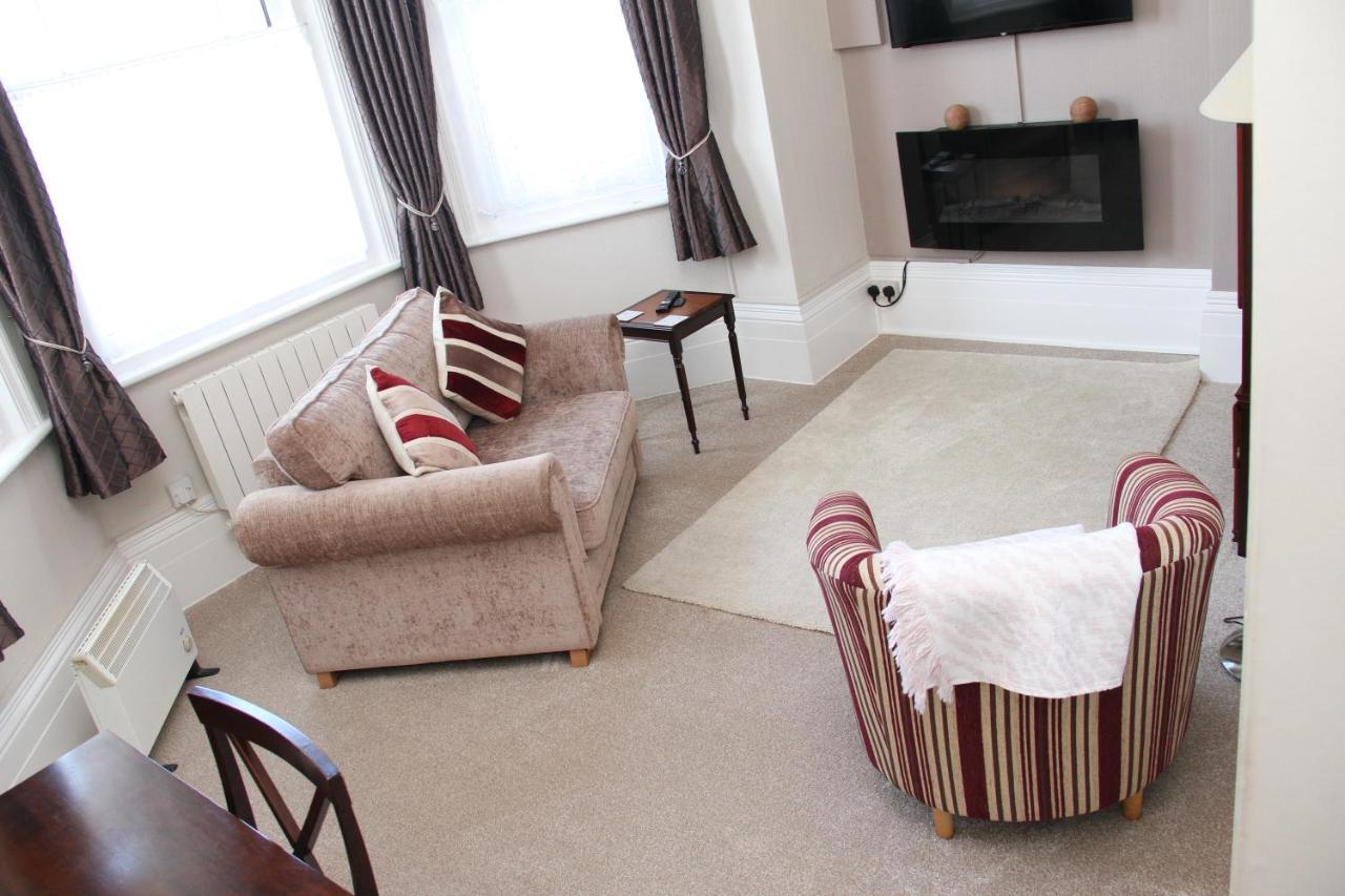 Parterre Holiday Apartments Sandown Exterior foto