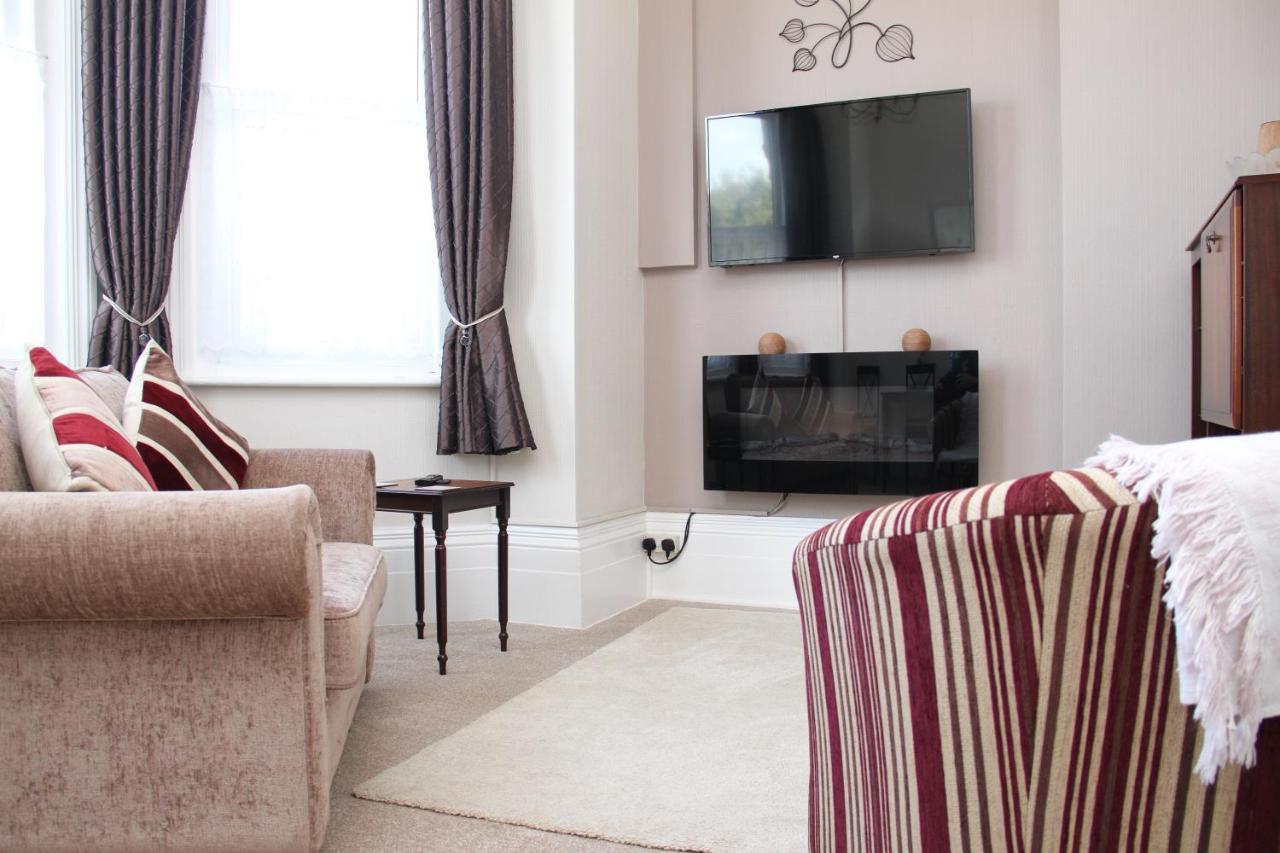 Parterre Holiday Apartments Sandown Exterior foto