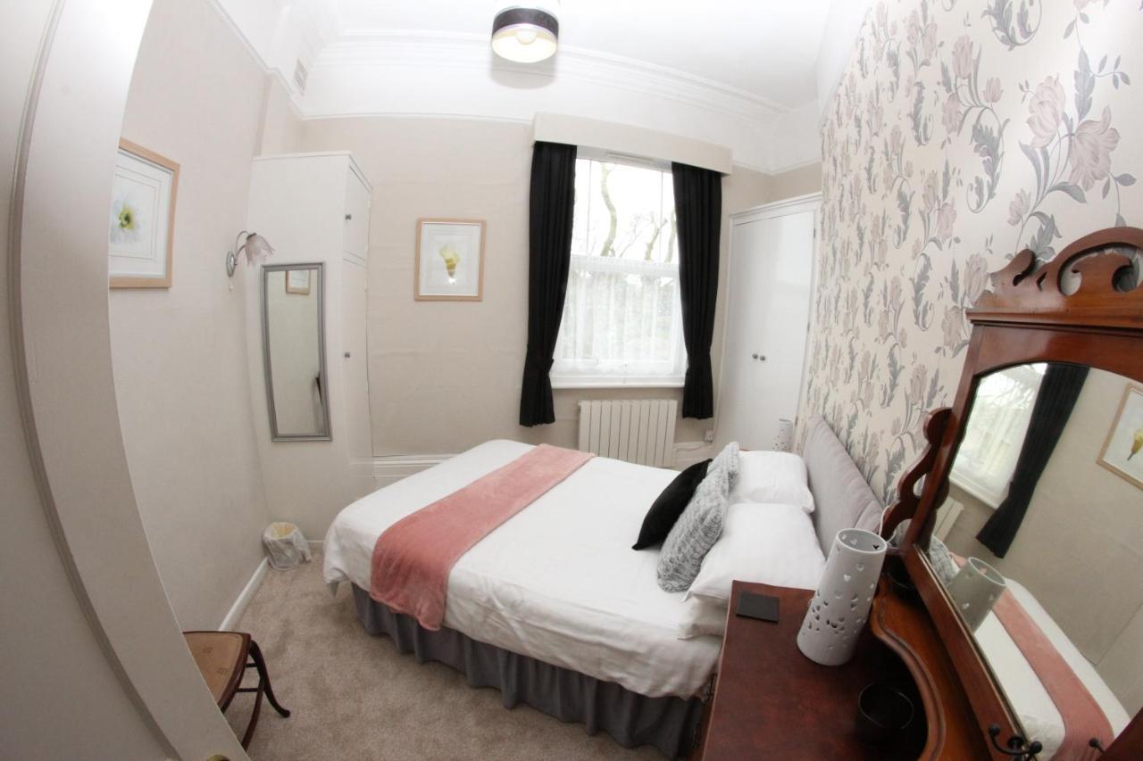 Parterre Holiday Apartments Sandown Exterior foto